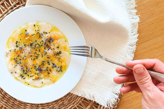 Carpaccio de Saint-Jacques au thym citron