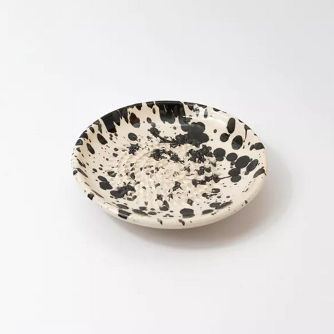 Assiette gratte ail en céramique noir et blanc